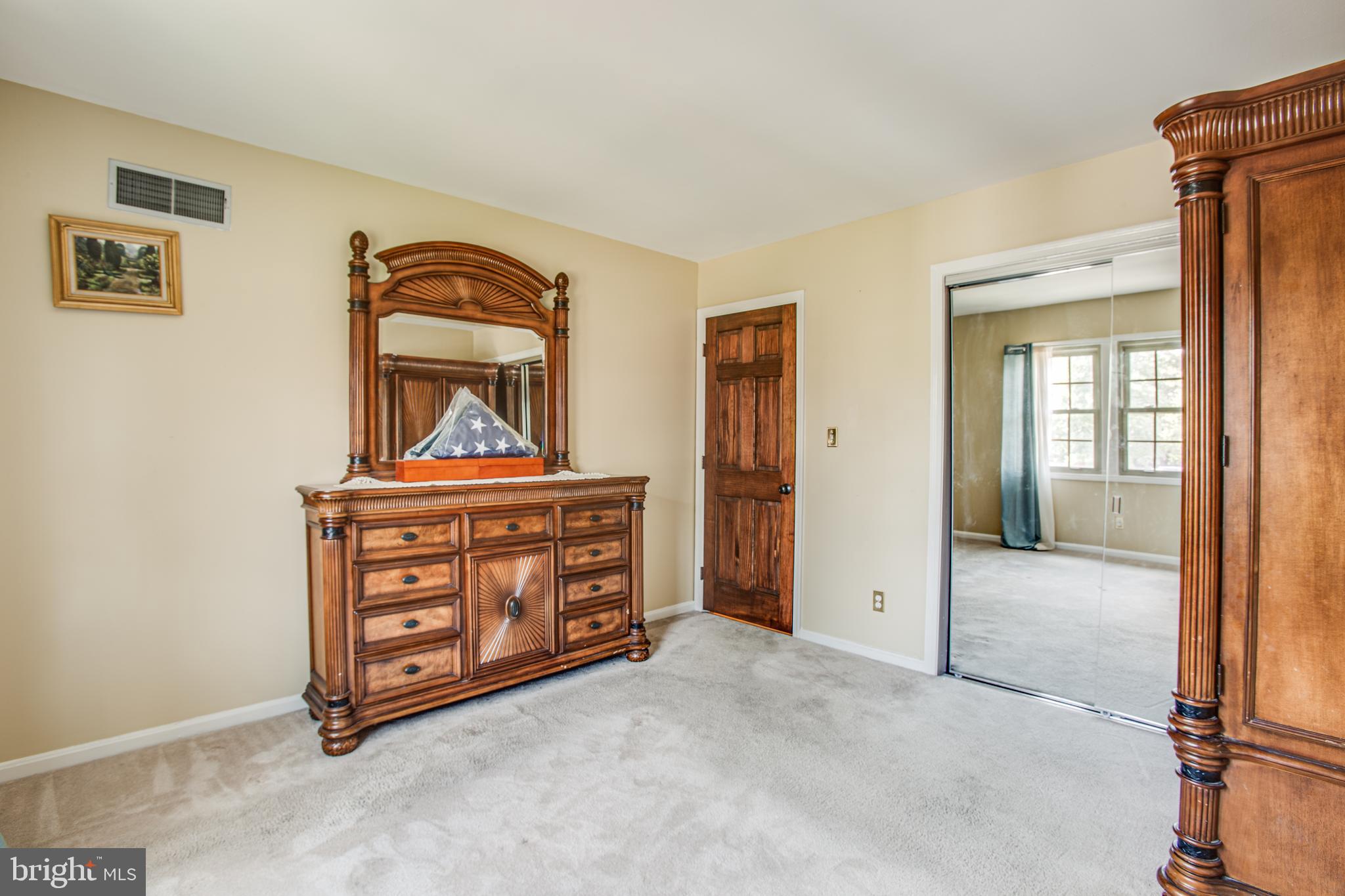 5992 Queenston Street Springfield, VA 22152 - Photo 24 of 41 Gallery Image 24
