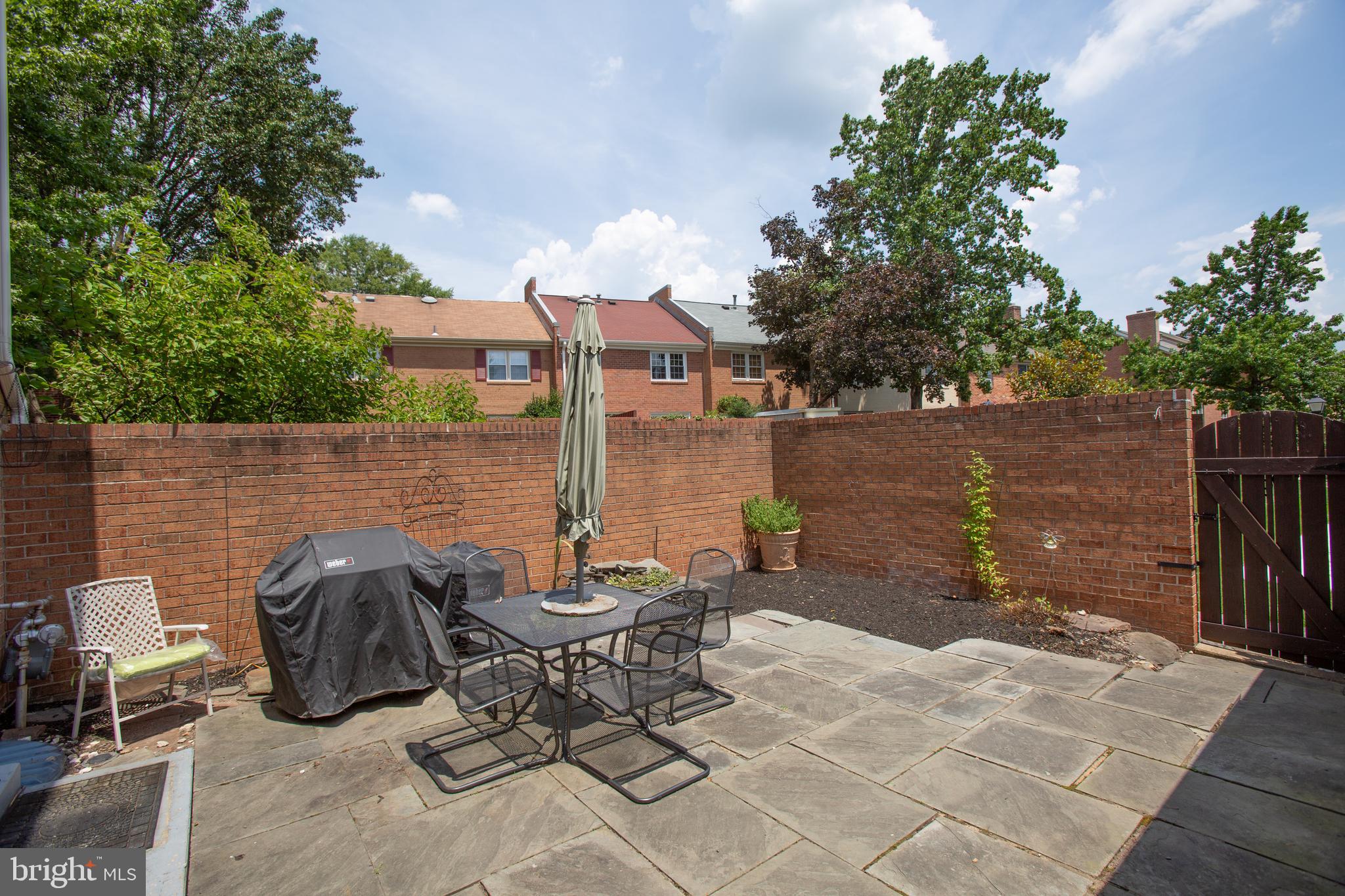 5992 Queenston Street Springfield, VA 22152 - Photo 32 of 41 Gallery Image 32