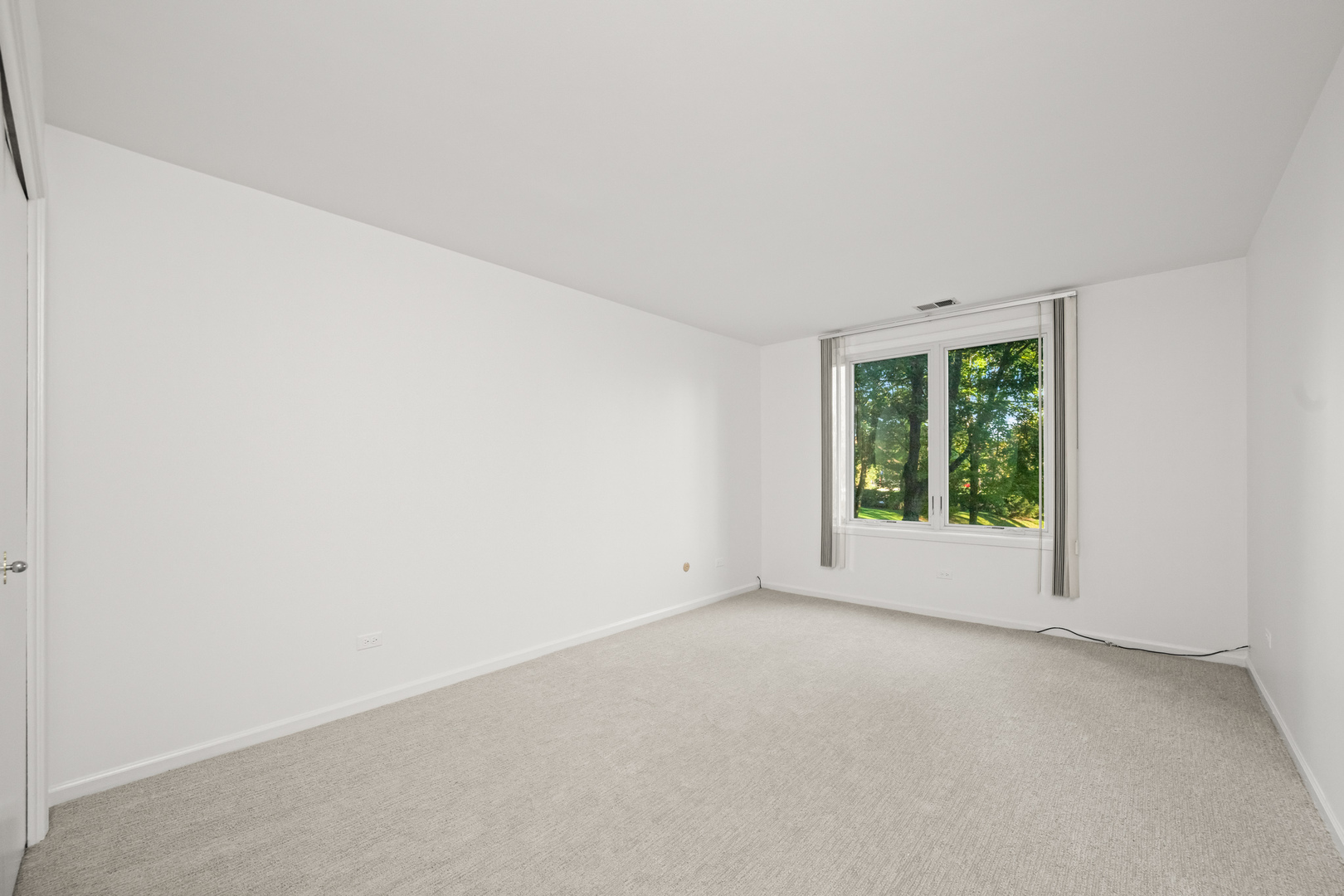 1125 Lake Cook Road, Unit 209 Northbrook, IL 60062 - Photo 28 of 32