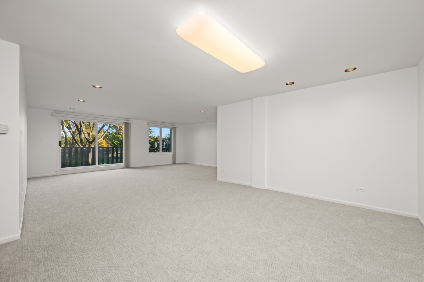 1125 Lake Cook Road, Unit 209 Northbrook, IL 60062 - Photo 8 of 32