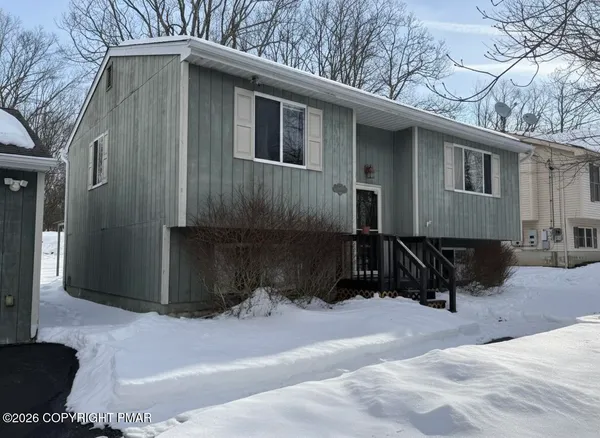 $2,250 | 1152 Steele Circle, Bushkill, PA 18324