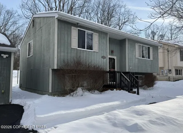 $2,250 | 1152 Steele Circle, Bushkill, PA 18324