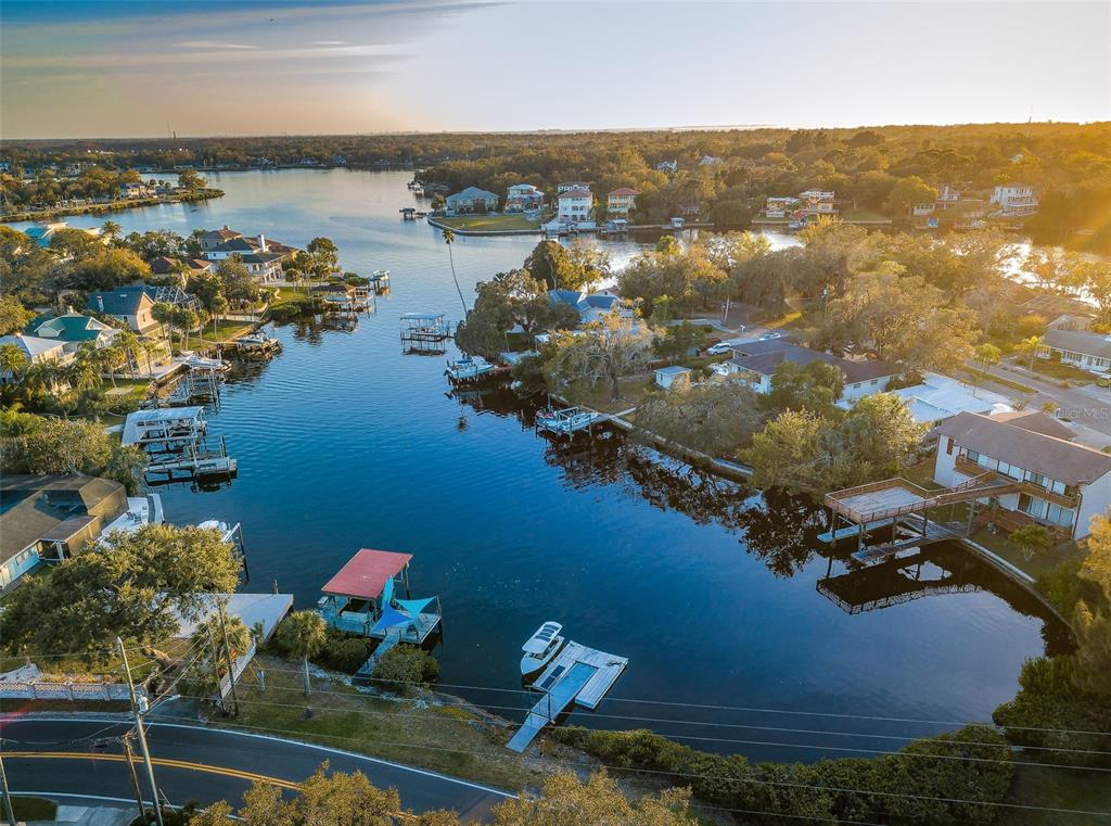 330 North Spring Boulevard Tarpon Springs, FL 34689 - Photo 33 of 34 a view of a city with ocean view