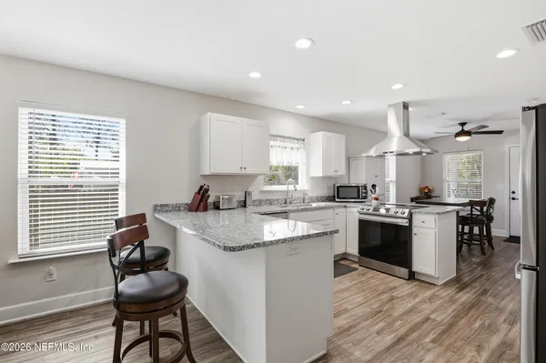 $299,900 | 1506 Southeast 4th Avenue, Melrose, FL 32666