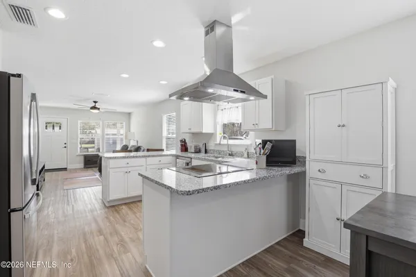 $299,900 | 1506 Southeast 4th Avenue, Melrose, FL 32666