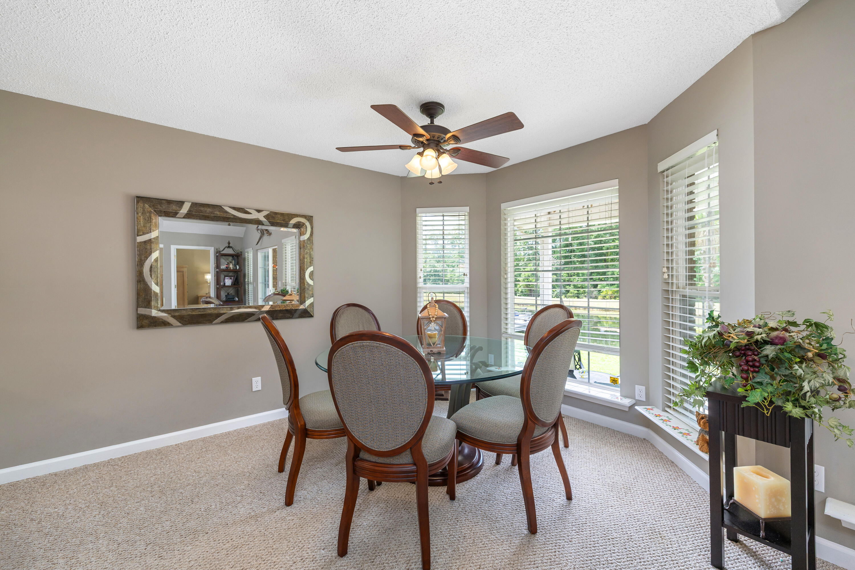 85 Ridge Lake Drive Manning, SC 29102 - Photo 24 of 62 EAT-IN AREA