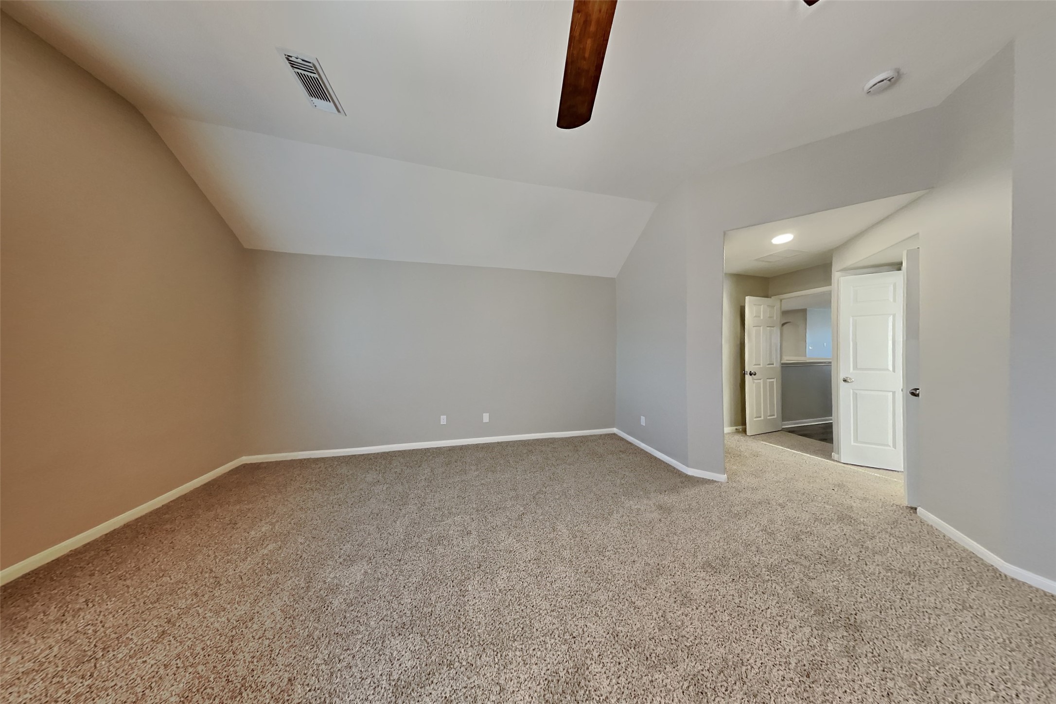 21122 Covington Bridge Lane Spring, TX 77388 - Photo 10 of 26 a view of an empty room with a bathroom