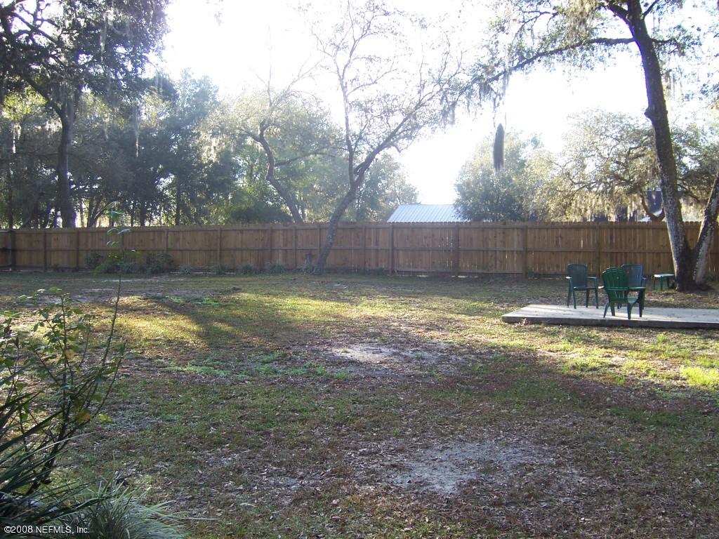 621 Cousintown Road Interlachen, FL 32148 - Photo 5 of 18 FRONT YARD