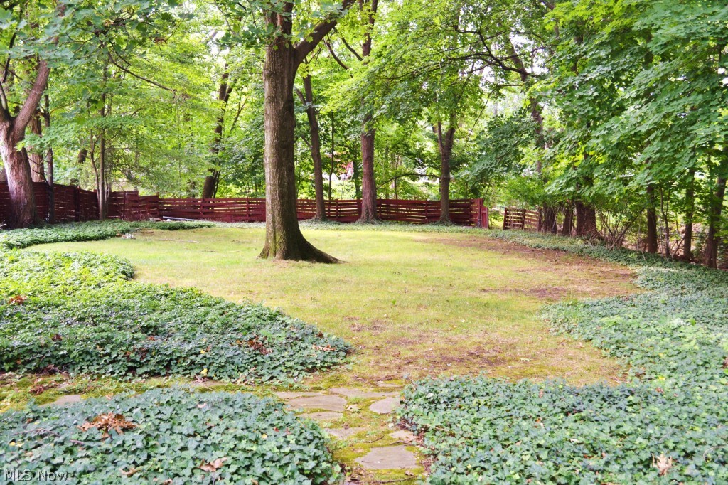 5240 Spencer Road Cleveland, OH 44124 - Photo 12 of 12 Gallery Image 12