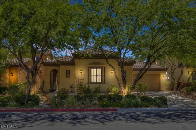 $679,990 | 1928 Canvas Edge Drive, Henderson, NV 89044