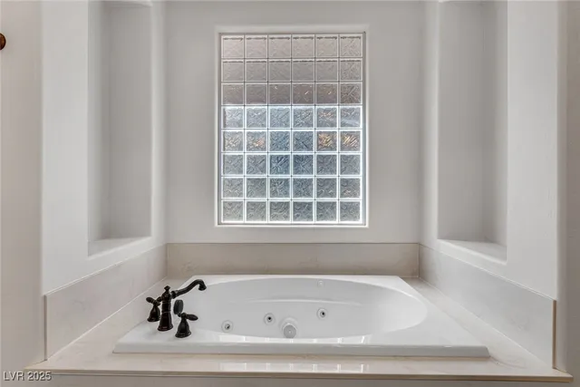 $679,990 | 1928 Canvas Edge Drive, Henderson, NV 89044