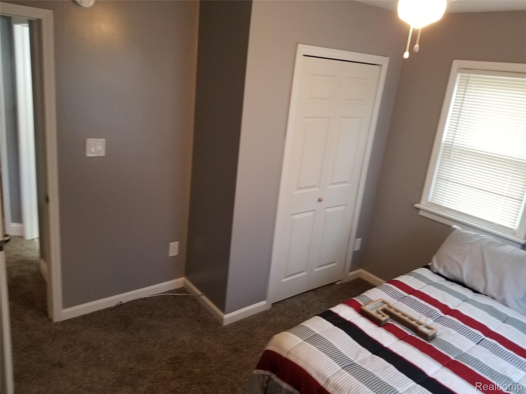4252 Springfield Street Burton, MI 48509 - Photo 9 of 14 20201210_130542.jpg