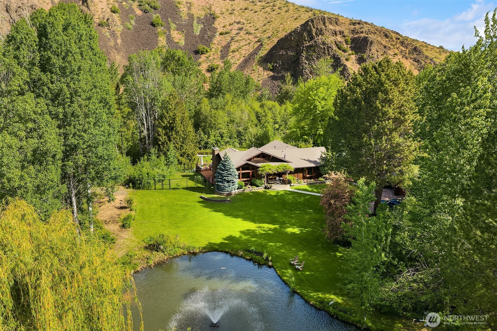 8501 Manastash Road Ellensburg, WA 98926 - Photo 2 of 40