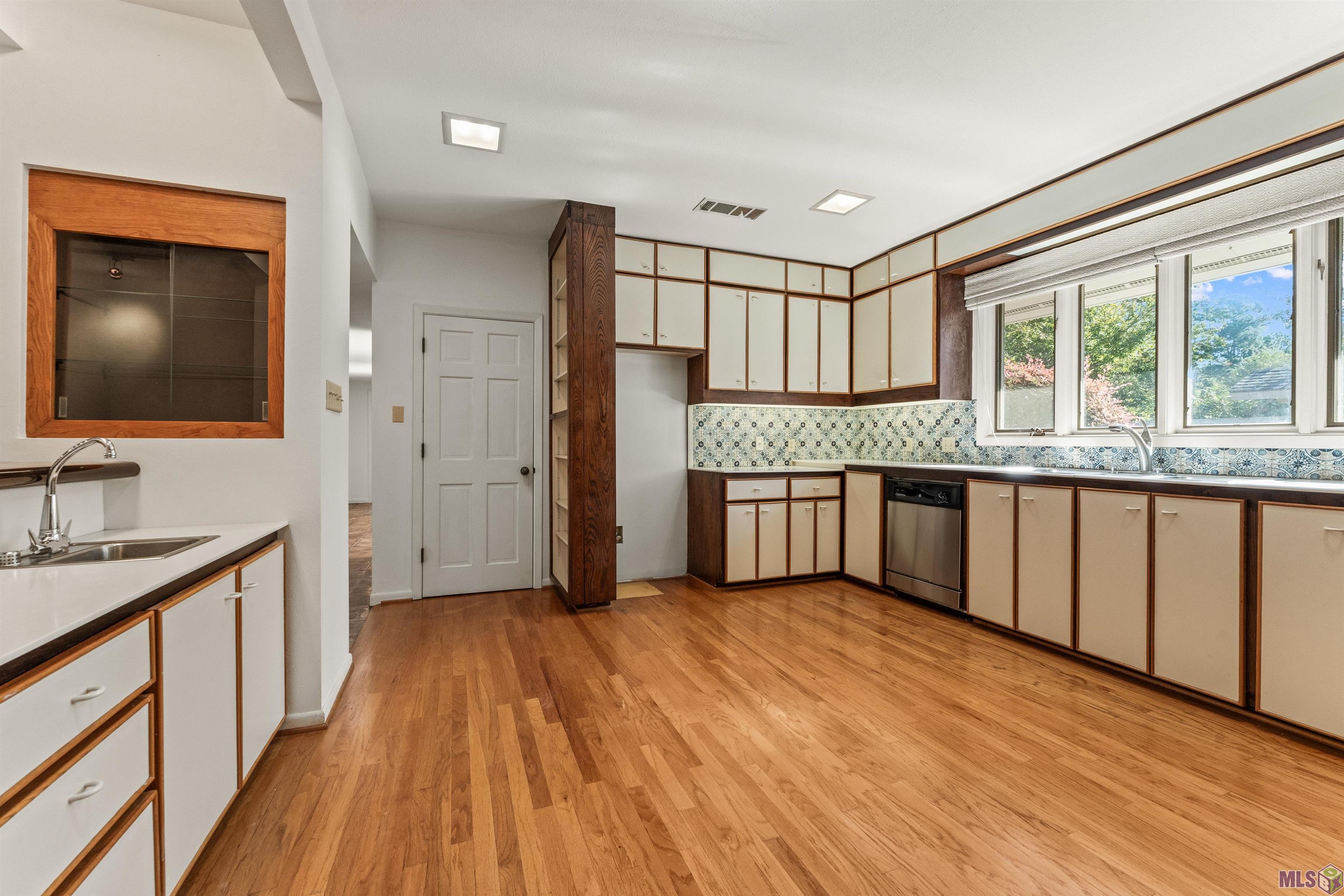 8138 Oakbrook Drive St. George, LA 70810 - Photo 18 of 39