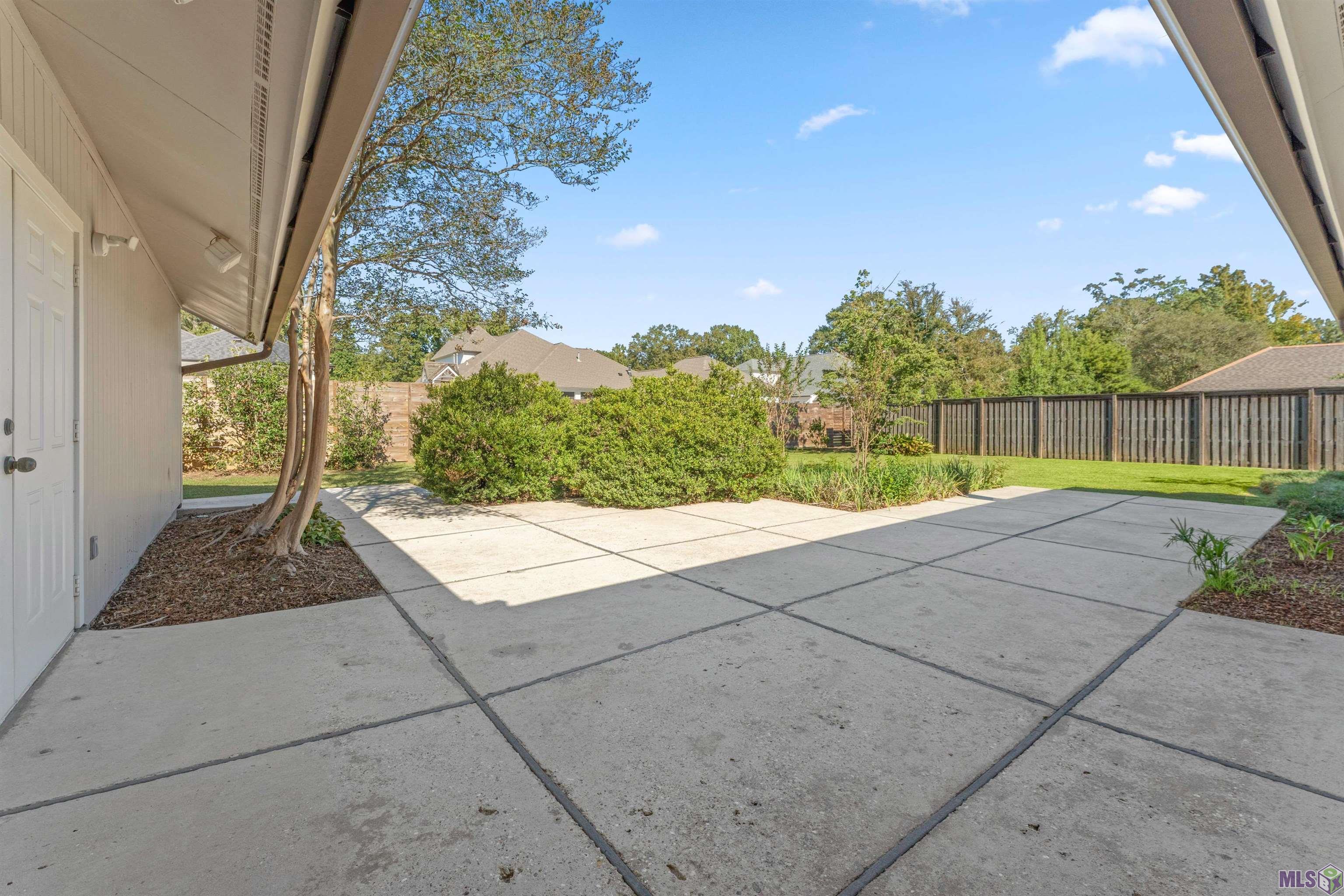 8138 Oakbrook Drive St. George, LA 70810 - Photo 34 of 39