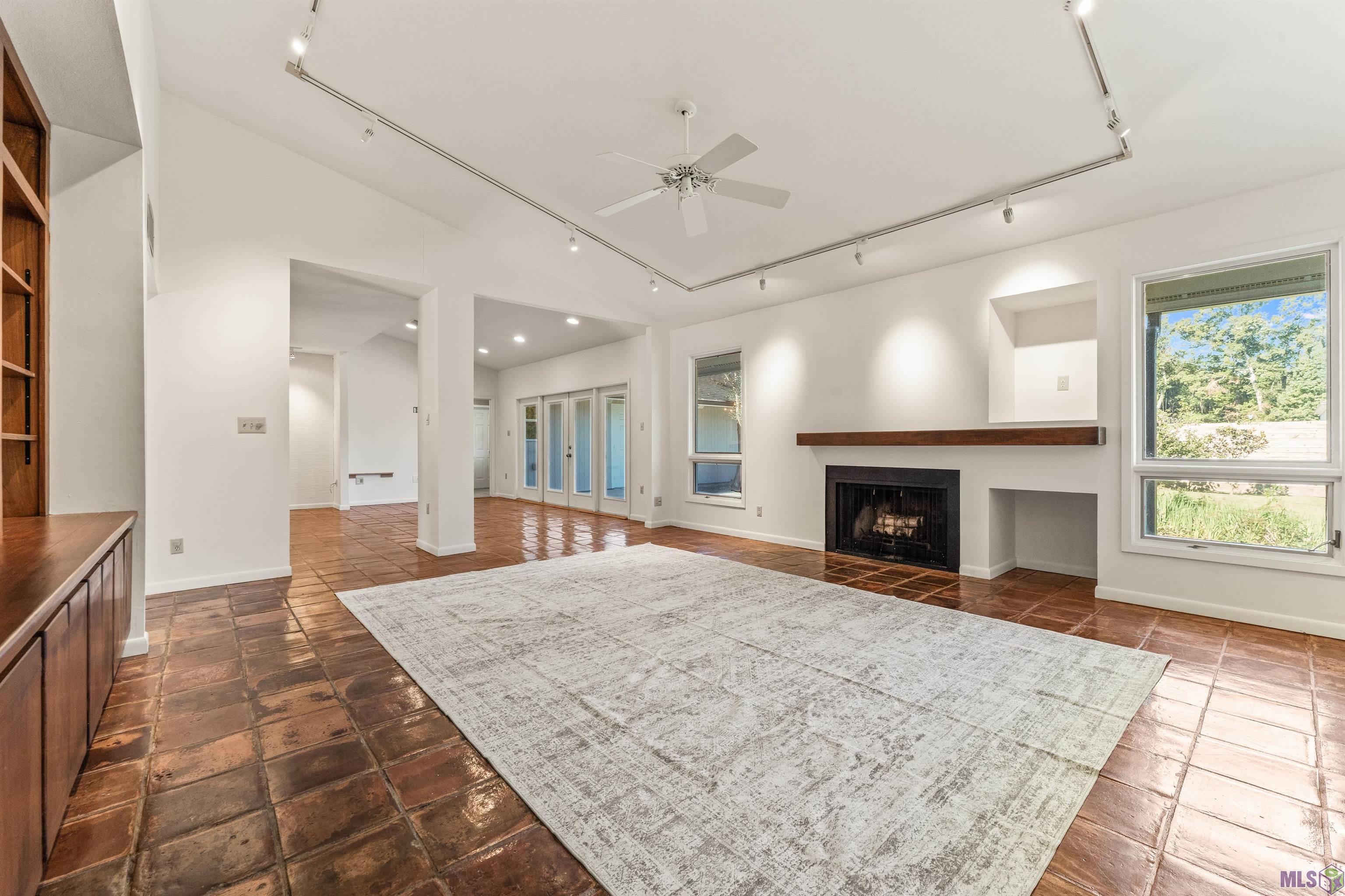 8138 Oakbrook Drive St. George, LA 70810 - Photo 10 of 39