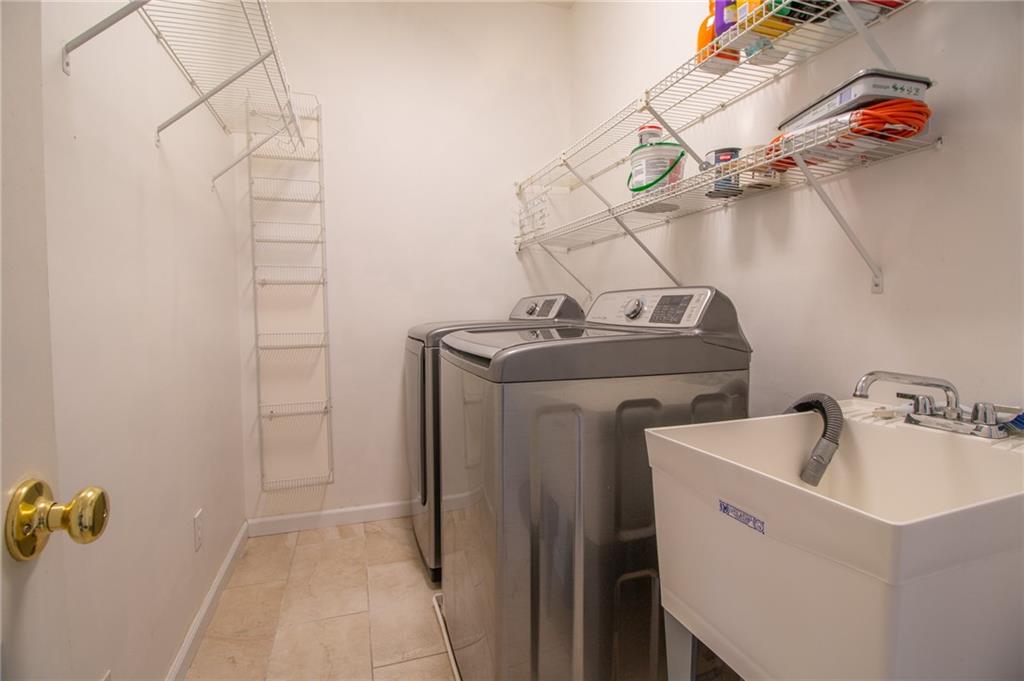 236 Edgewood Drive Beaver, PA 15009 - Photo 19 of 47