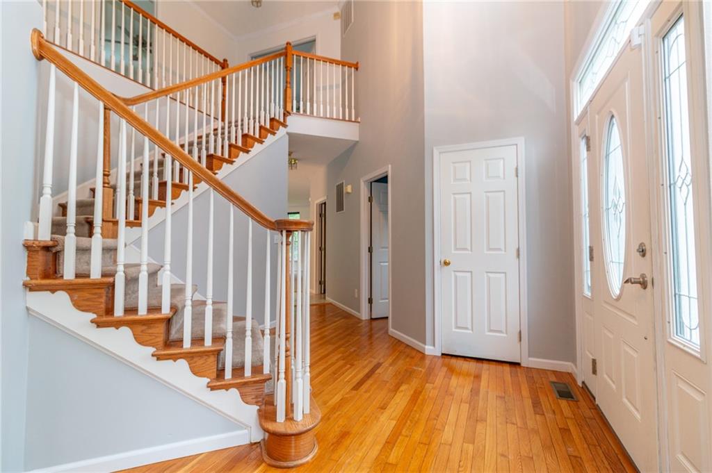 236 Edgewood Drive Beaver, PA 15009 - Photo 4 of 47