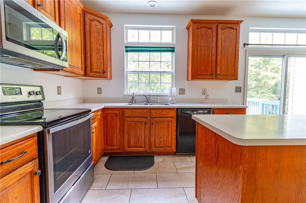 236 Edgewood Drive Beaver, PA 15009 - Photo 9 of 47