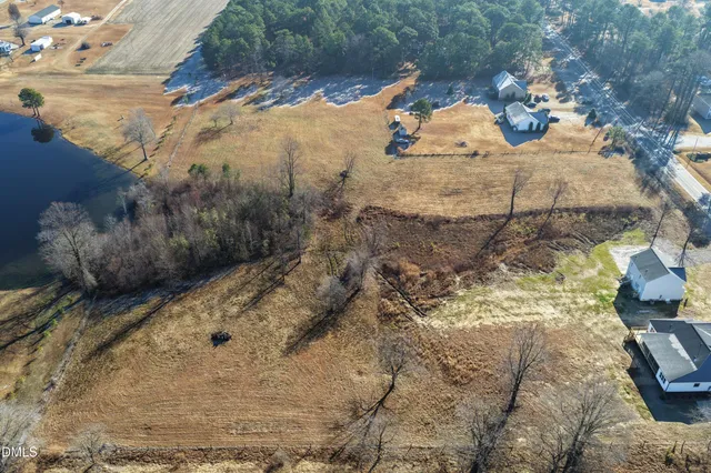 a view of a yard of a house