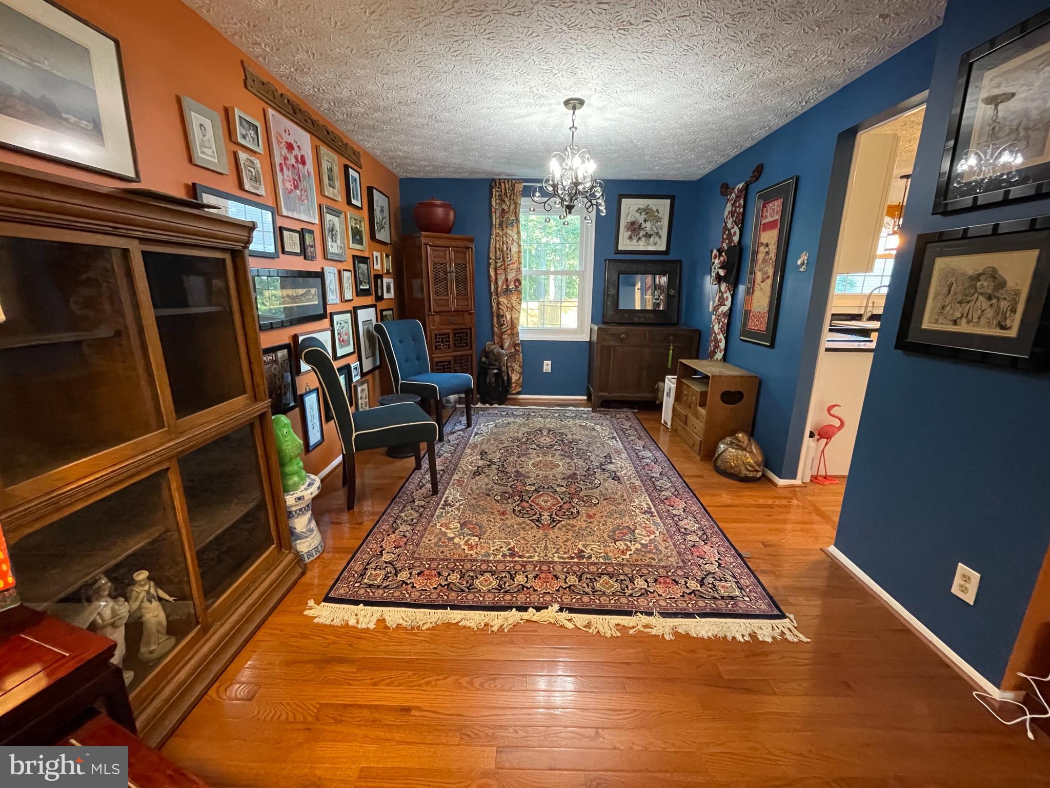 8271 Raindrop Way Springfield, VA 22153 - Photo 11 of 53 Gallery Image 11
