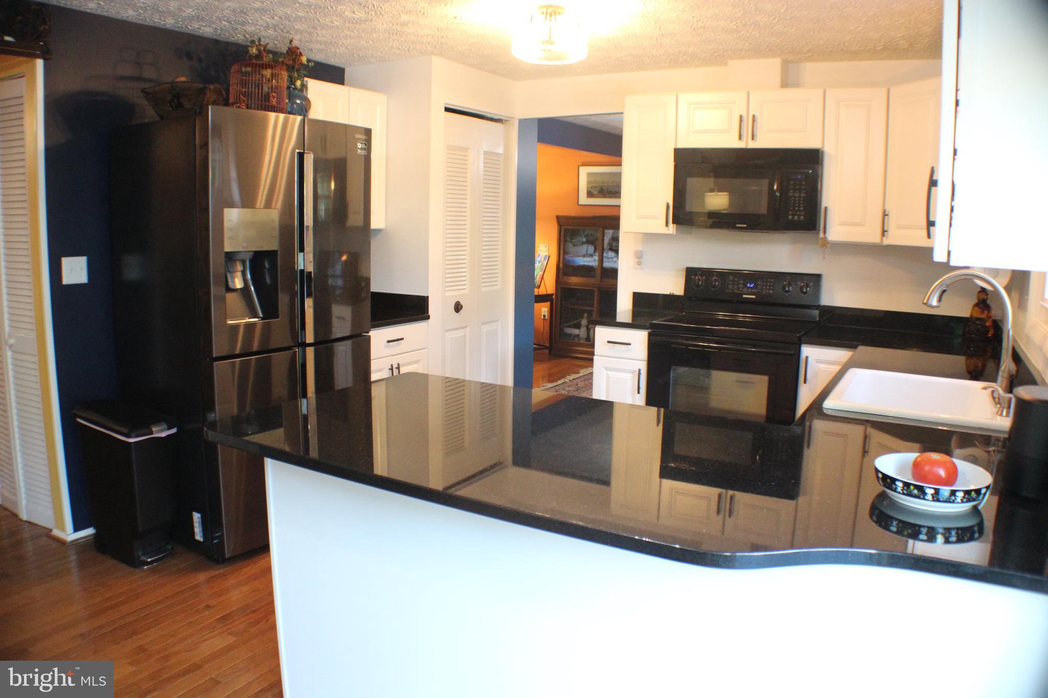8271 Raindrop Way Springfield, VA 22153 - Photo 18 of 53 Gallery Image 18