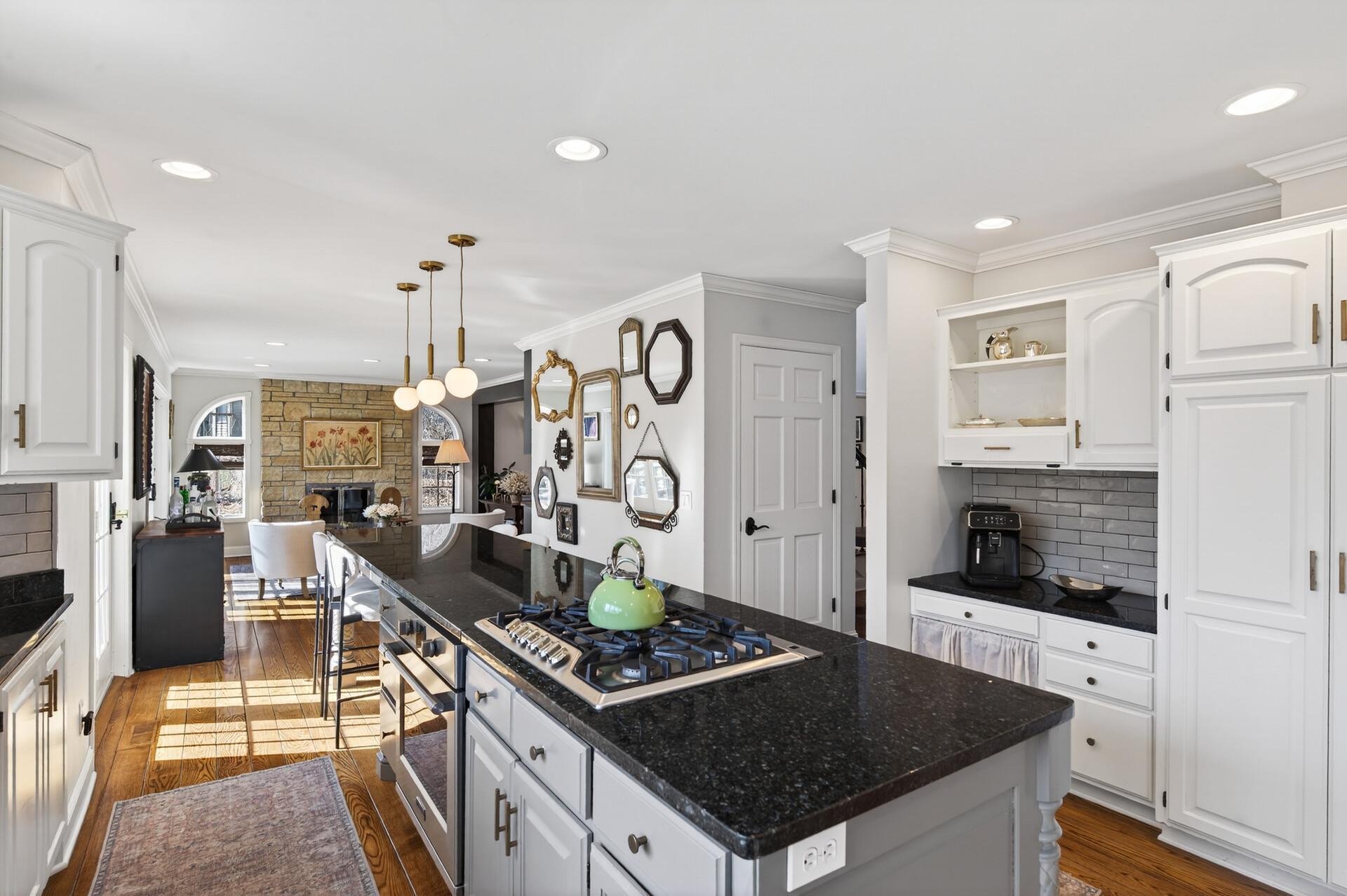 1504 Fairfield Road South Minnetonka, MN 55305 - Photo 23 of 65