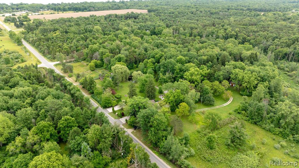 7200 Galbraith Line Road Lexington, MI 48450 - Photo 74 of 75 Gallery Image 74