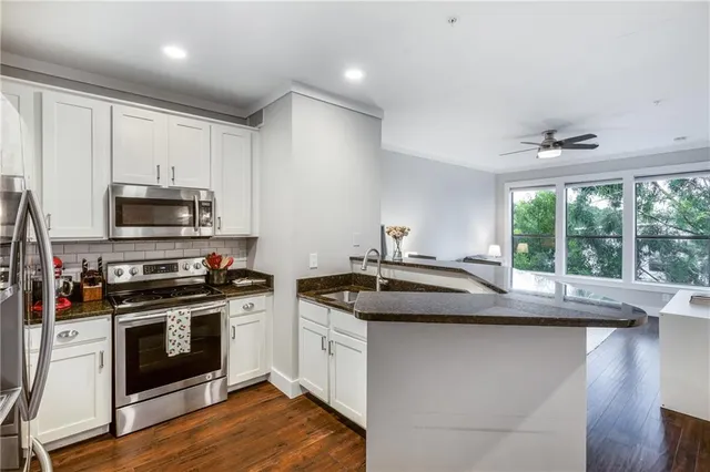 $305,000 | 821 Ralph McGill Boulevard Northeast, Unit 2405, Atlanta, GA 30306