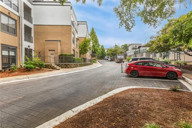 $305,000 | 821 Ralph McGill Boulevard Northeast, Unit 2405, Atlanta, GA 30306