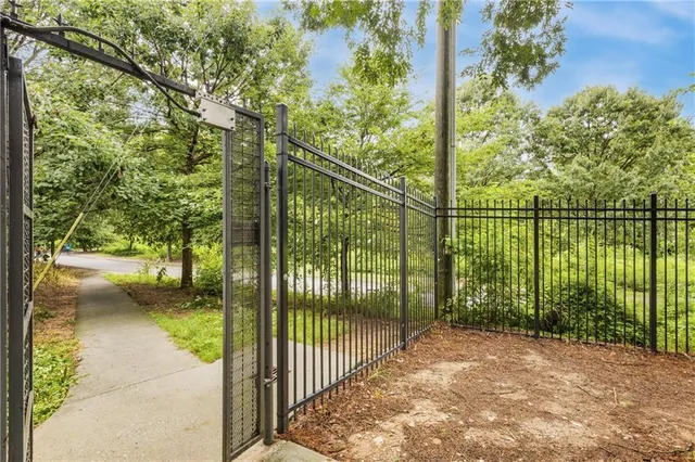 $305,000 | 821 Ralph McGill Boulevard Northeast, Unit 2405, Atlanta, GA 30306