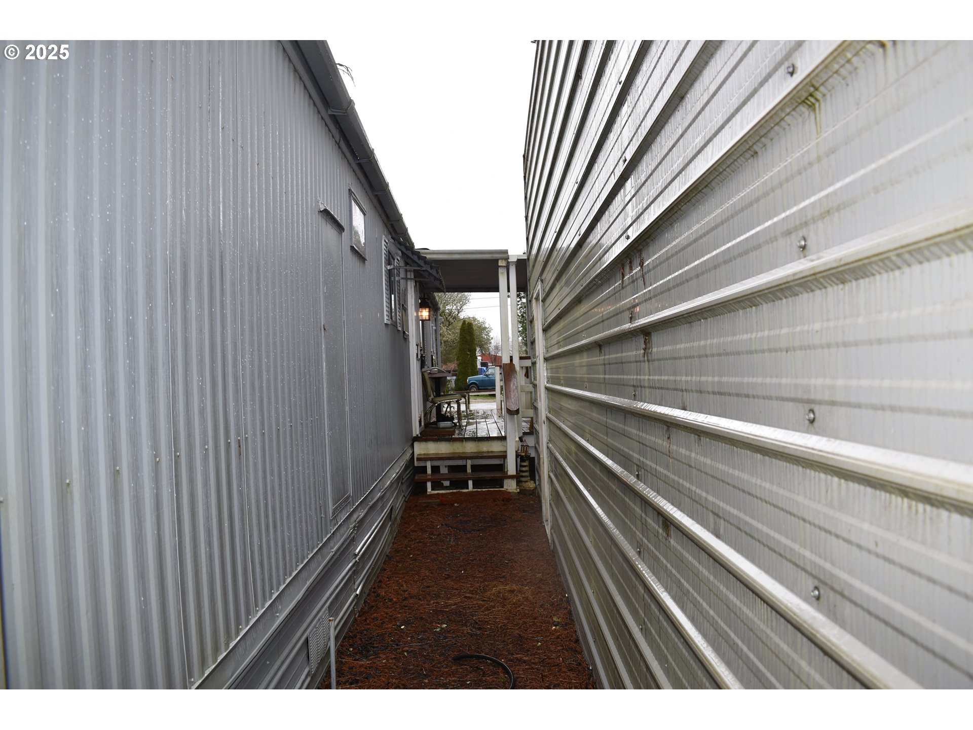 125 North 4th Street Lakeside, OR 97449 - Photo 27 of 39 a view of sitting area in a balcony