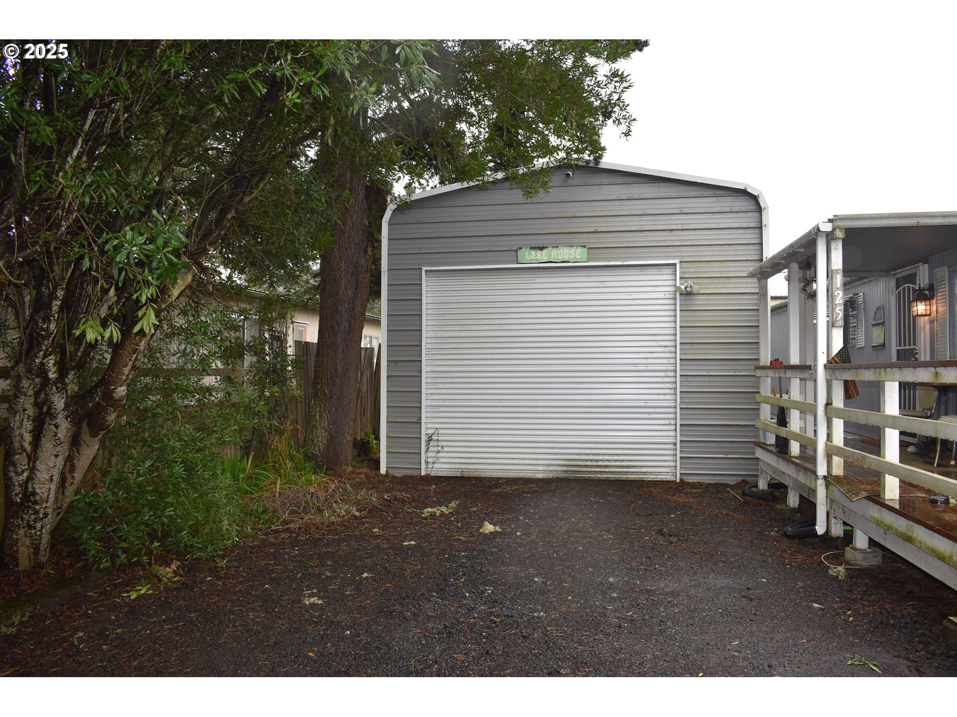 125 North 4th Street Lakeside, OR 97449 - Photo 5 of 39 a view of outdoor space and yard