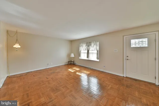 $2,800 | 1199 Cambridge Road, Warminster, PA 18974