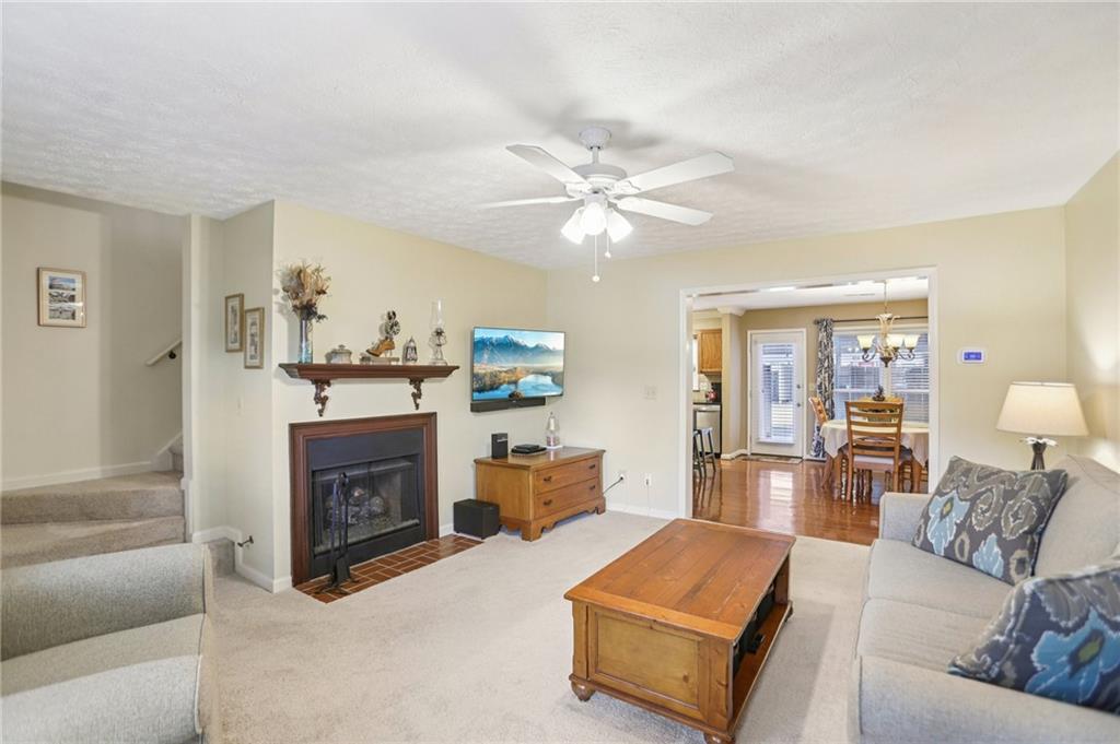 4166 Oakwood Way Duluth, GA 30096 - Photo 6 of 46