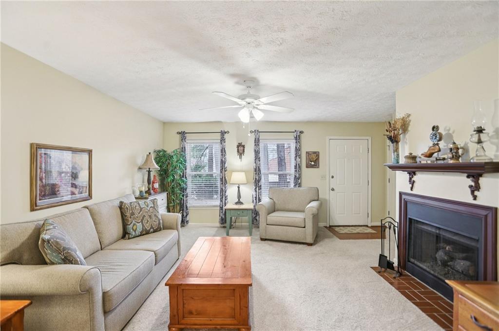 4166 Oakwood Way Duluth, GA 30096 - Photo 8 of 46