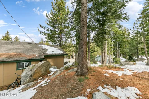 a view of a outdoor space