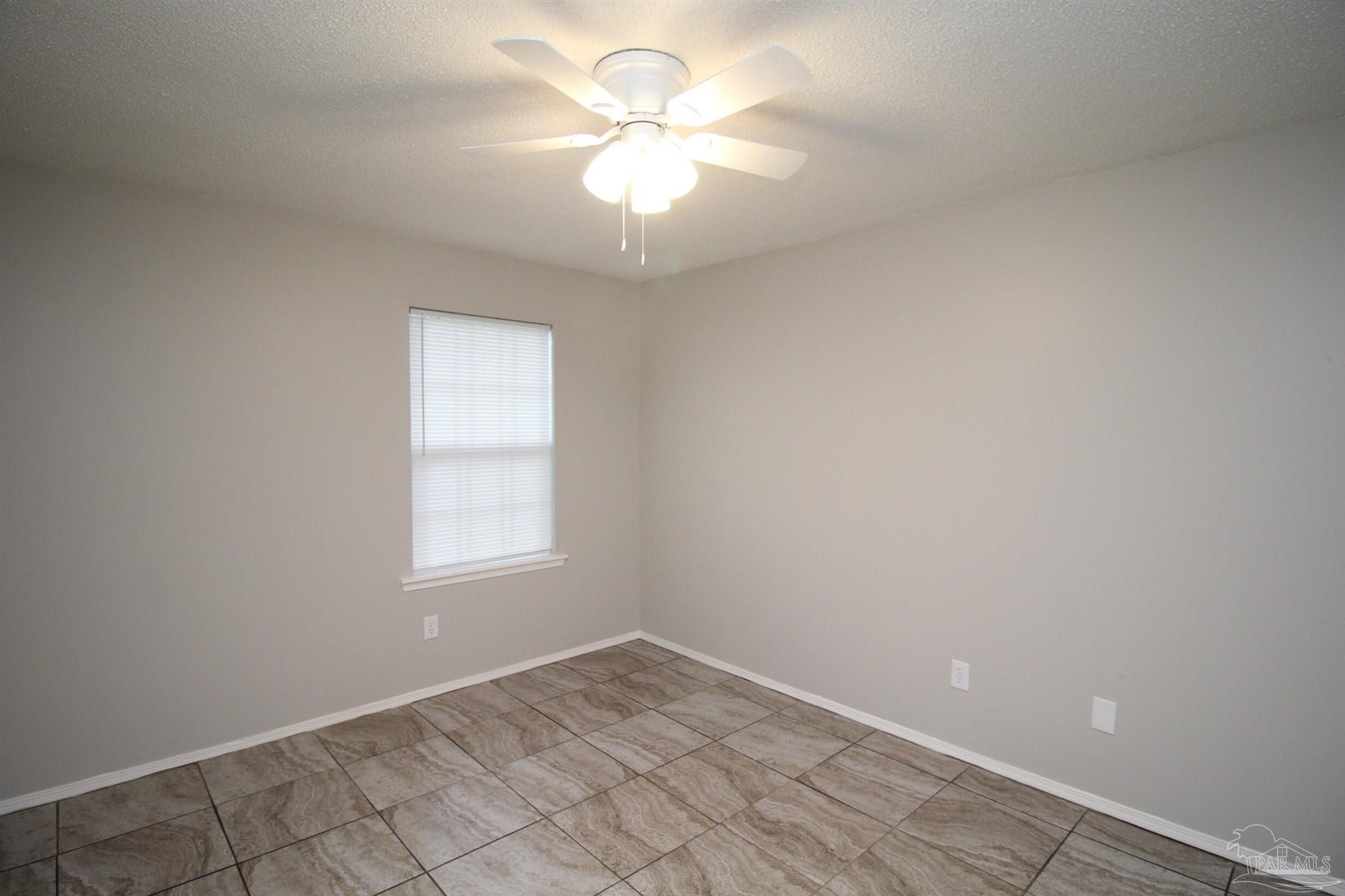 6810 Tiki Lane, Unit 4 Pensacola, FL 32503 - Photo 8 of 14