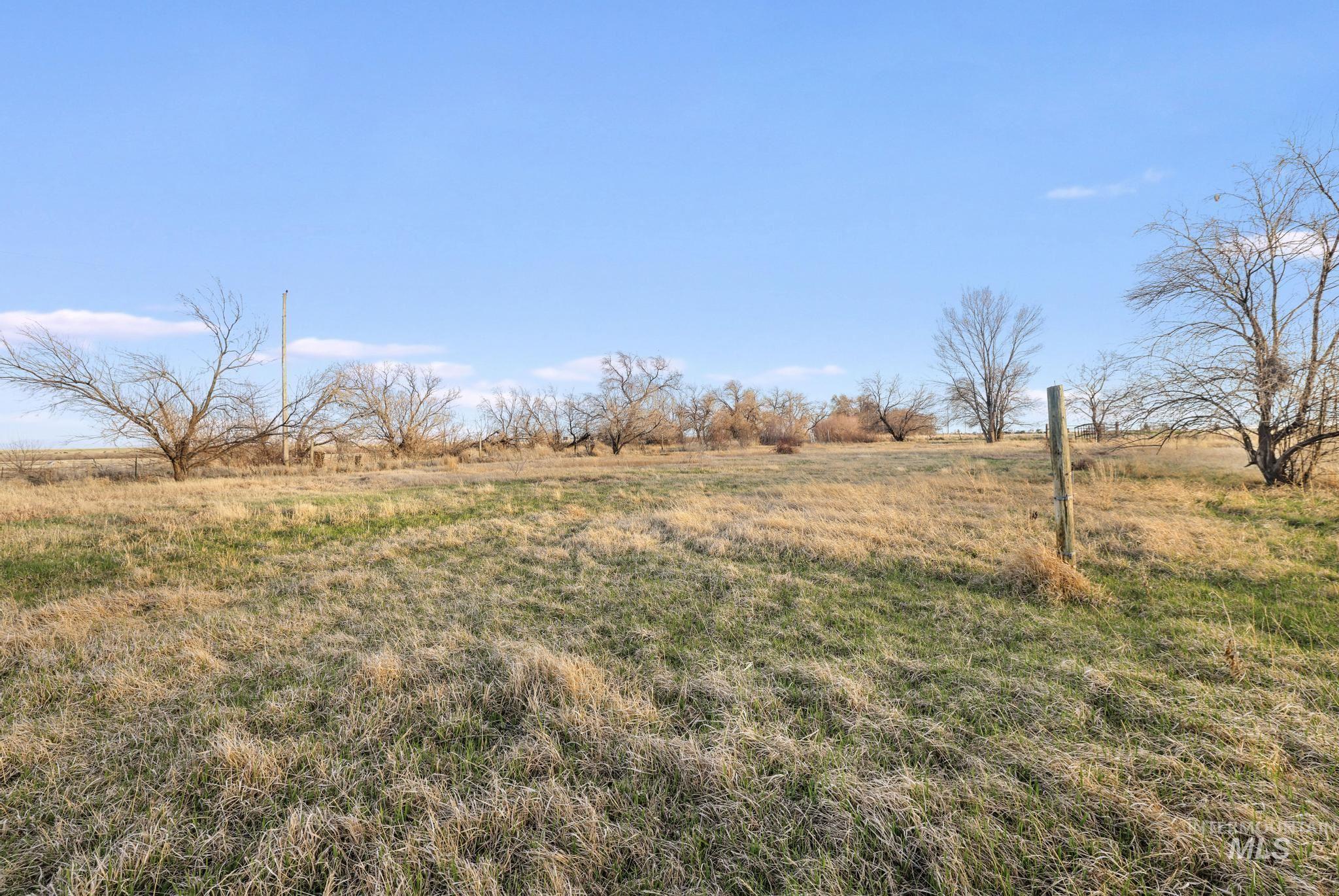 2735 East 3300 N Road Twin Falls, ID 83301 - Photo 17 of 24 View of yard featuring a rural view