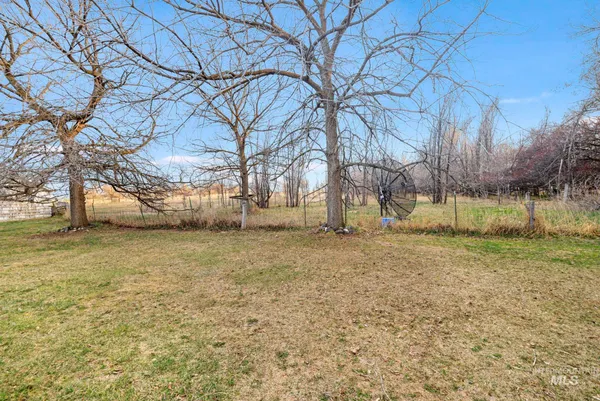 $599,999 | 2735 East 3300 N Road, Twin Falls, ID 83301