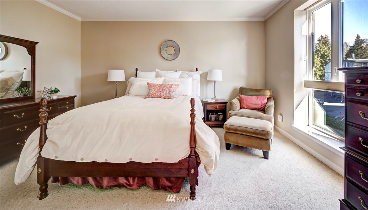 101 101st Avenue Southeast, Unit C402 Bellevue, WA 98004 - Photo 12 of 23