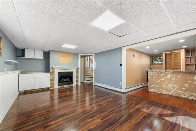 $364,900 | 208 South River Road, Fox River Grove, IL 60021