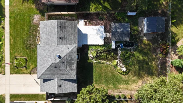 $364,900 | 208 South River Road, Fox River Grove, IL 60021