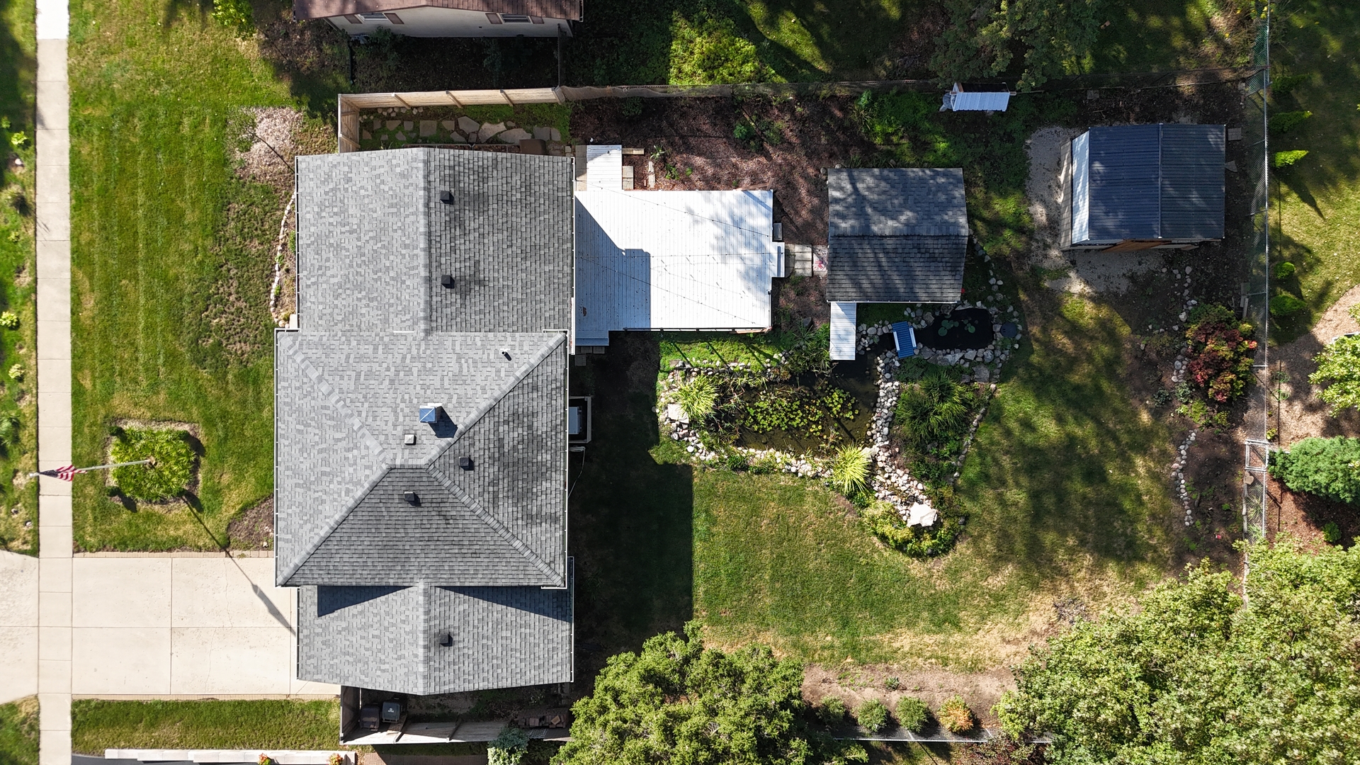 208 South River Road Fox River Grove, IL 60021 - Photo 30 of 40 an aerial view of a house with a yard