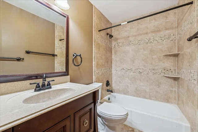 $364,900 | 208 South River Road, Fox River Grove, IL 60021