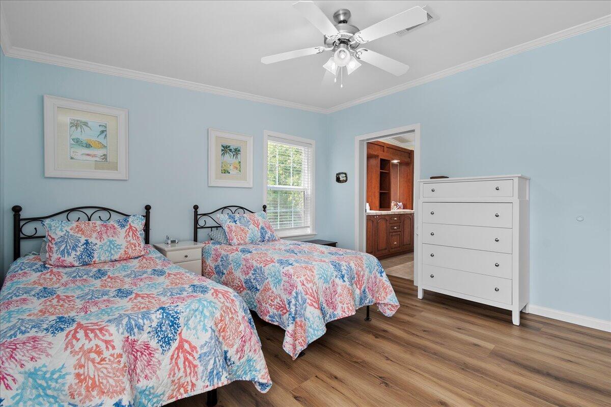 6877 Southeast Delegate Street Hobe Sound, FL 33455 - Photo 15 of 33 11-JLC_2061