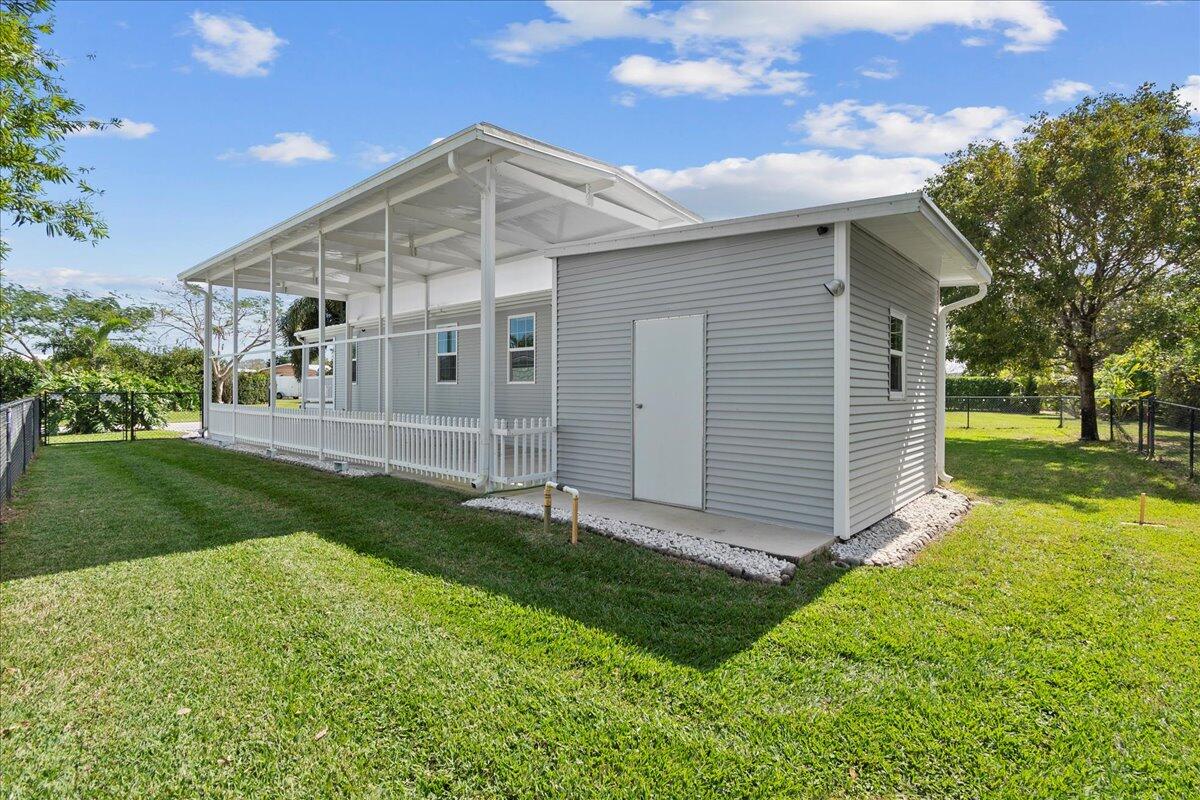 6877 Southeast Delegate Street Hobe Sound, FL 33455 - Photo 23 of 33 04-JLC_2016