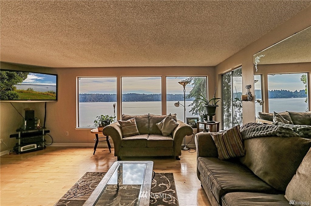 10631 Southeast Cisco Road Port Orchard, WA 98367 - Photo 14 of 25 Gallery Image 14