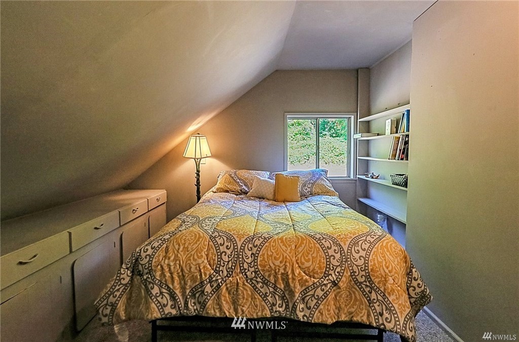 10631 Southeast Cisco Road Port Orchard, WA 98367 - Photo 17 of 25 Gallery Image 17
