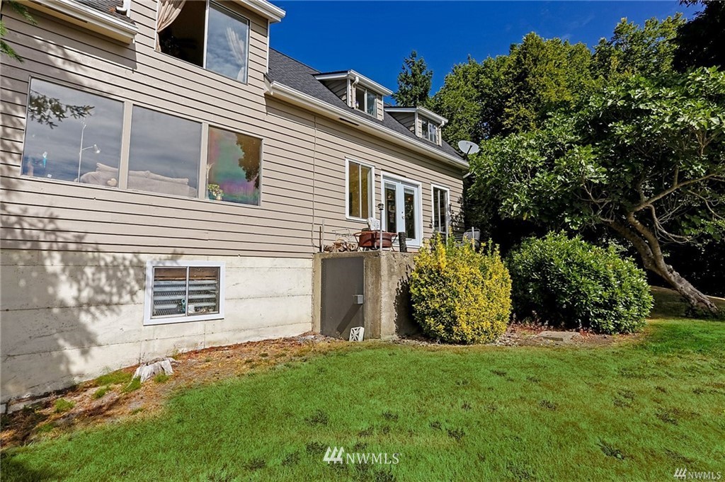 10631 Southeast Cisco Road Port Orchard, WA 98367 - Photo 22 of 25 Gallery Image 22